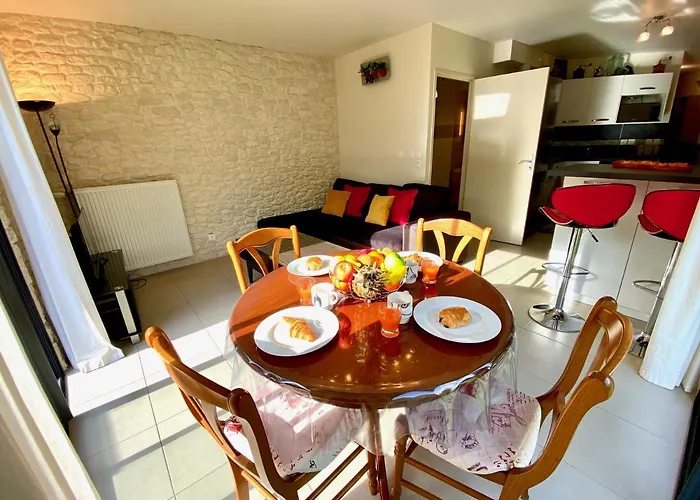 Le Neptune, Avec Parking Et Jardin Proche Universite